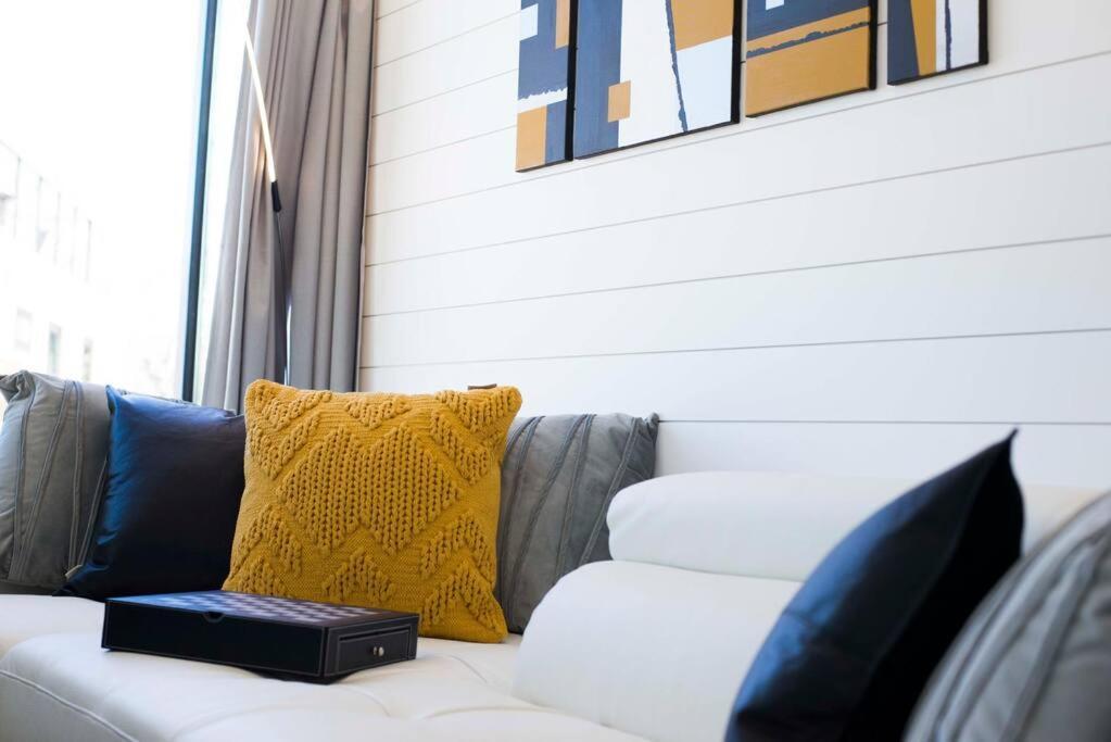 The Zephyr Modern Luxe Container Home Bellmead Bagian luar foto