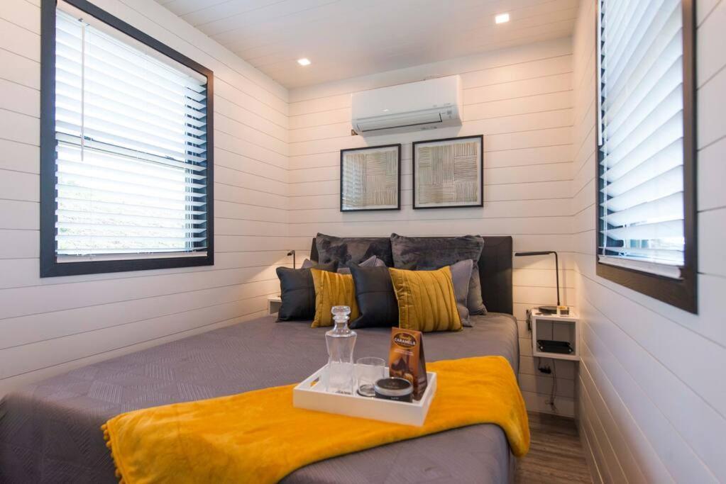The Zephyr Modern Luxe Container Home Bellmead Bagian luar foto